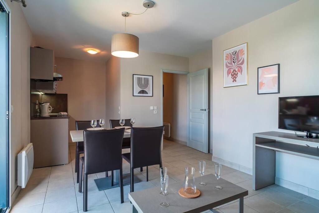 Chez Elisa - Dans Residence 4 Etoiles A Concarneau Bagian luar foto